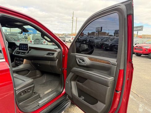 Used 2021 Chevrolet Suburban High Country image 52
