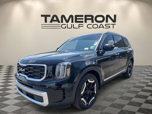 Used 2024 Kia Telluride S w/ S Sunroof Package FWD image 3