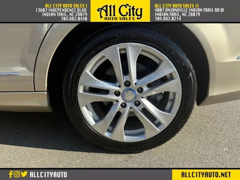 Used 2012 Mercedes-Benz C 250 Sedan image 30