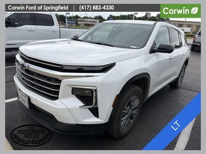 Used 2025 Chevrolet Traverse LT w/ Driver Confidence Package