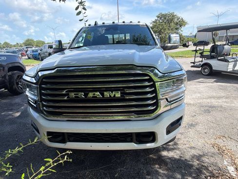 Used 2024 RAM 3500 Limited w/ Safety Group AWD/4WD image 2