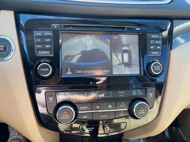 Used 2016 Nissan Rogue SL w/ SL Premium Package FWD image 36