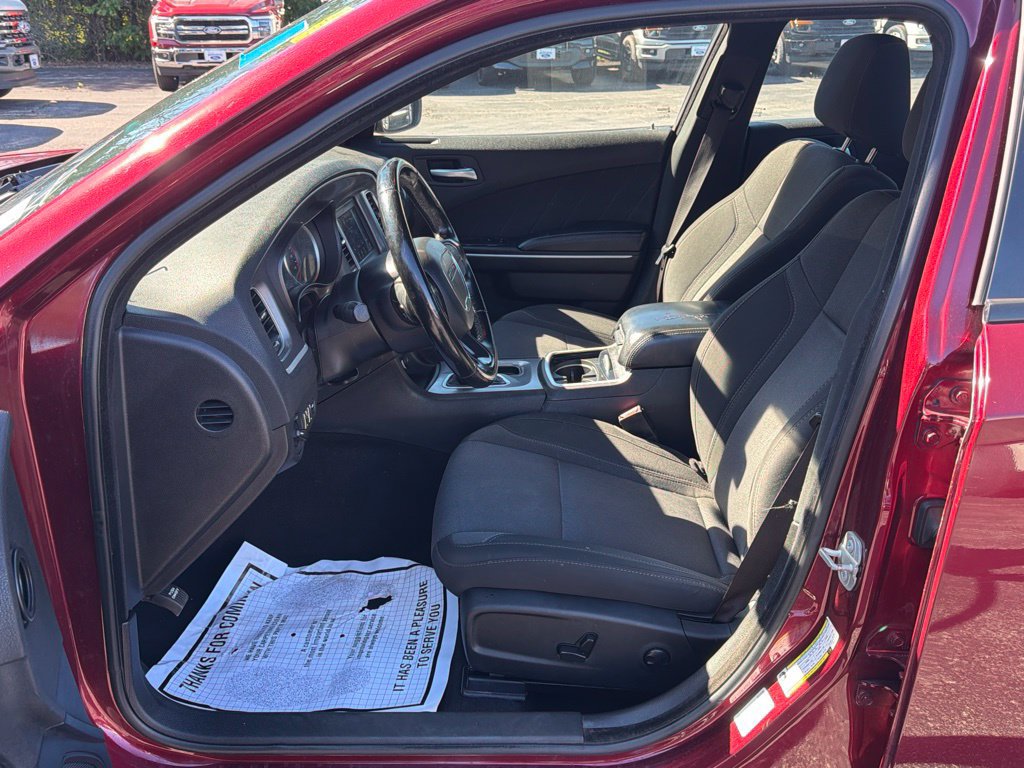 Used 2022 Dodge Charger SXT RWD image 13