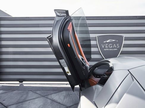 Used 2018 Lamborghini Aventador S AWD/4WD image 39
