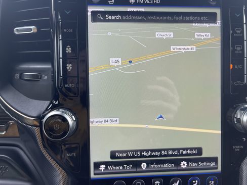 Used 2020 RAM 3500 Limited image 28