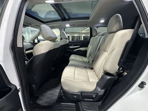 Used 2019 Subaru Ascent Premium image 19