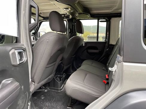 Used 2020 Jeep Wrangler Unlimited Sport S image 16