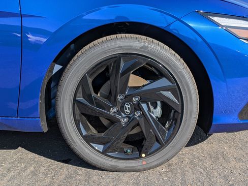 New 2026 Hyundai Elantra SEL Sport Premium FWD image 7