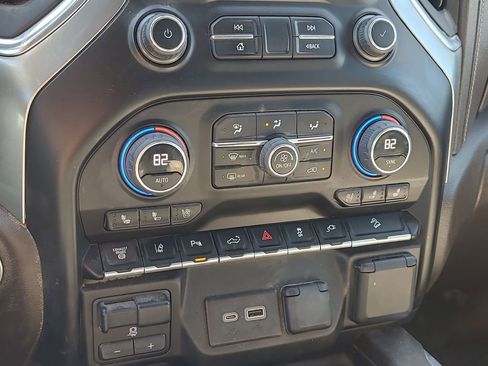 Used 2023 Chevrolet Silverado 2500 LTZ w/ LTZ Plus Package image 13