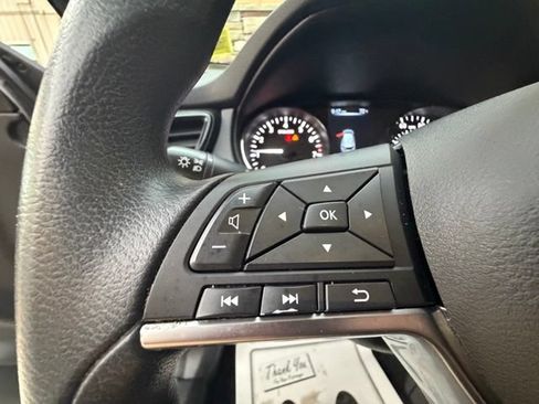 Used 2017 Nissan Rogue S w/ S Appearance Package AWD/4WD image 25