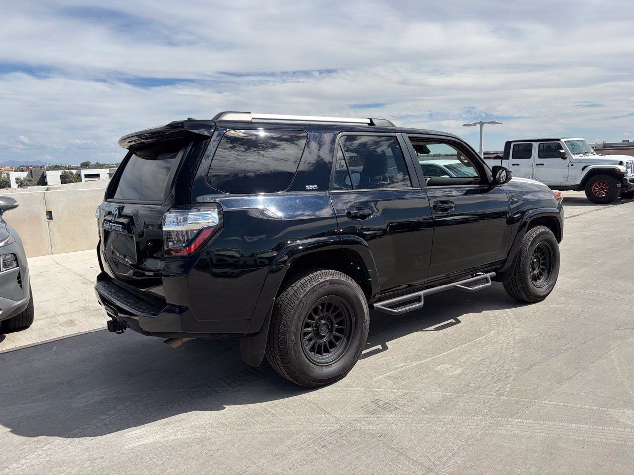 Used 2023 Toyota 4Runner SR5 AWD/4WD image 2