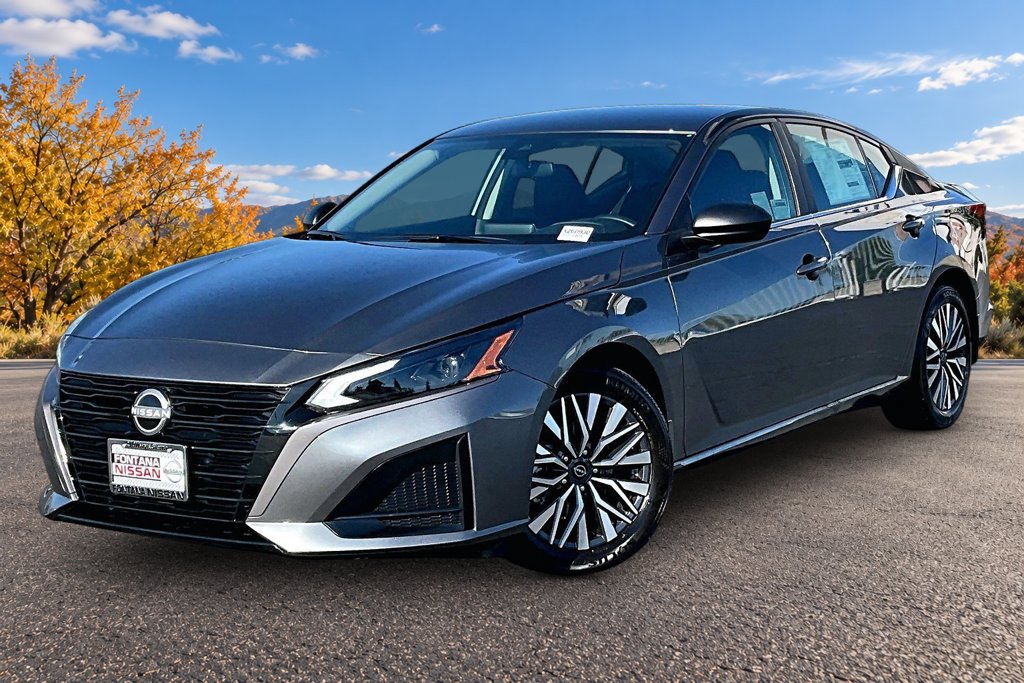 New 2026 Nissan Altima 2.5 SV FWD image 2