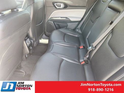 Used 2025 Jeep Compass Limited AWD/4WD image 29