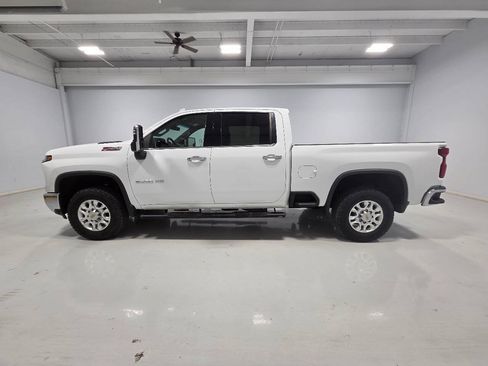 Used 2024 Chevrolet Silverado 2500 LTZ w/ LTZ Plus Package AWD/4WD image 2