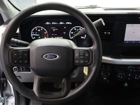 Used 2025 Ford F250 XLT image 19
