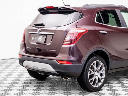 Used 2018 Buick Encore Sport Touring FWD image 31