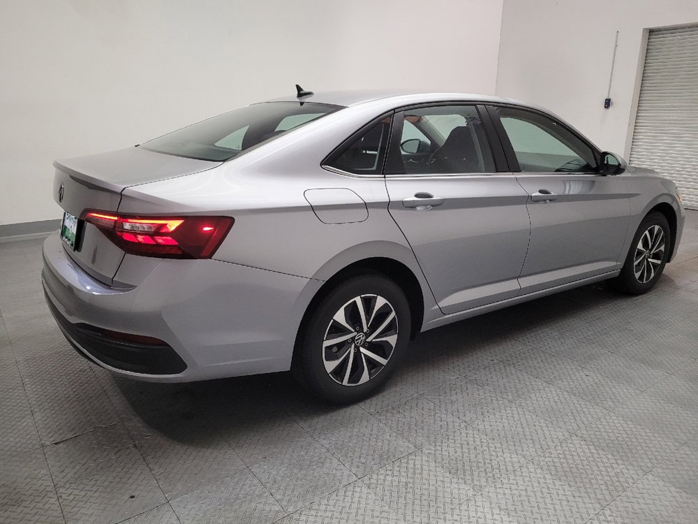Used 2024 Volkswagen Jetta S FWD image 9