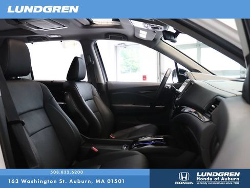 Used 2022 Honda Pilot Elite image 18