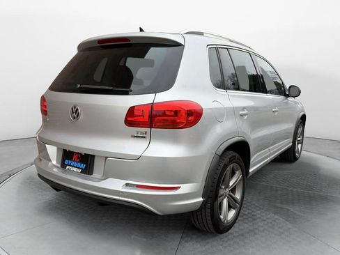 Used 2017 Volkswagen Tiguan Sport image 5