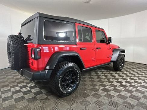 Used 2023 Jeep Wrangler Unlimited w/ Cold Weather Group AWD/4WD image 3