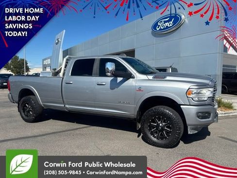 Used 2022 RAM 3500 Laramie AWD/4WD image 6