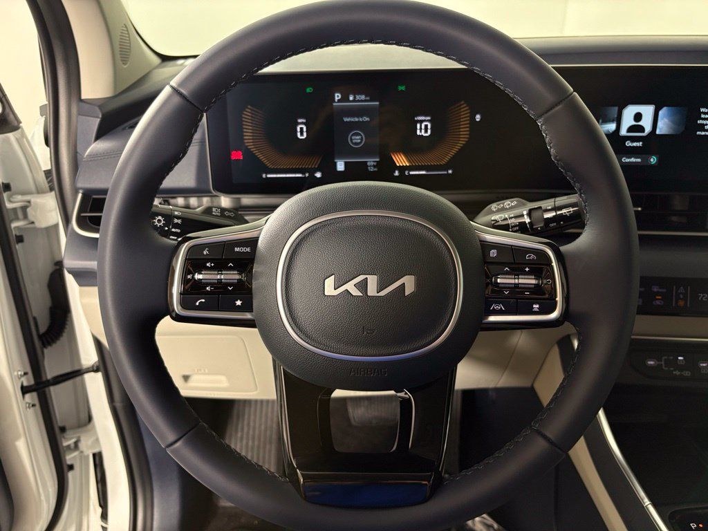 New 2026 Kia Carnival EX FWD image 19