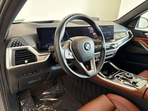 Certified 2024 BMW X5 xDrive40i w/ Executive Package AWD/4WD image 4