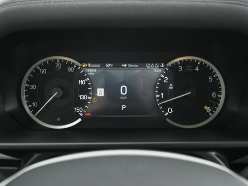 Used 2022 Land Rover Defender 110 SE image 9