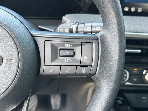 New 2026 Nissan Kicks S image 26