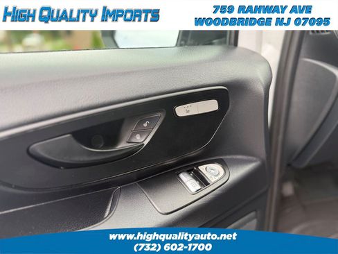 Used 2021 Mercedes-Benz Metris image 31