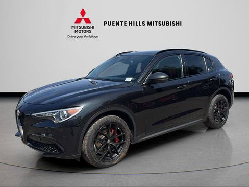 Used 2019 Alfa Romeo Stelvio Ti Sport w/ Quick Order Package 22S Sport AWD/4WD image 1