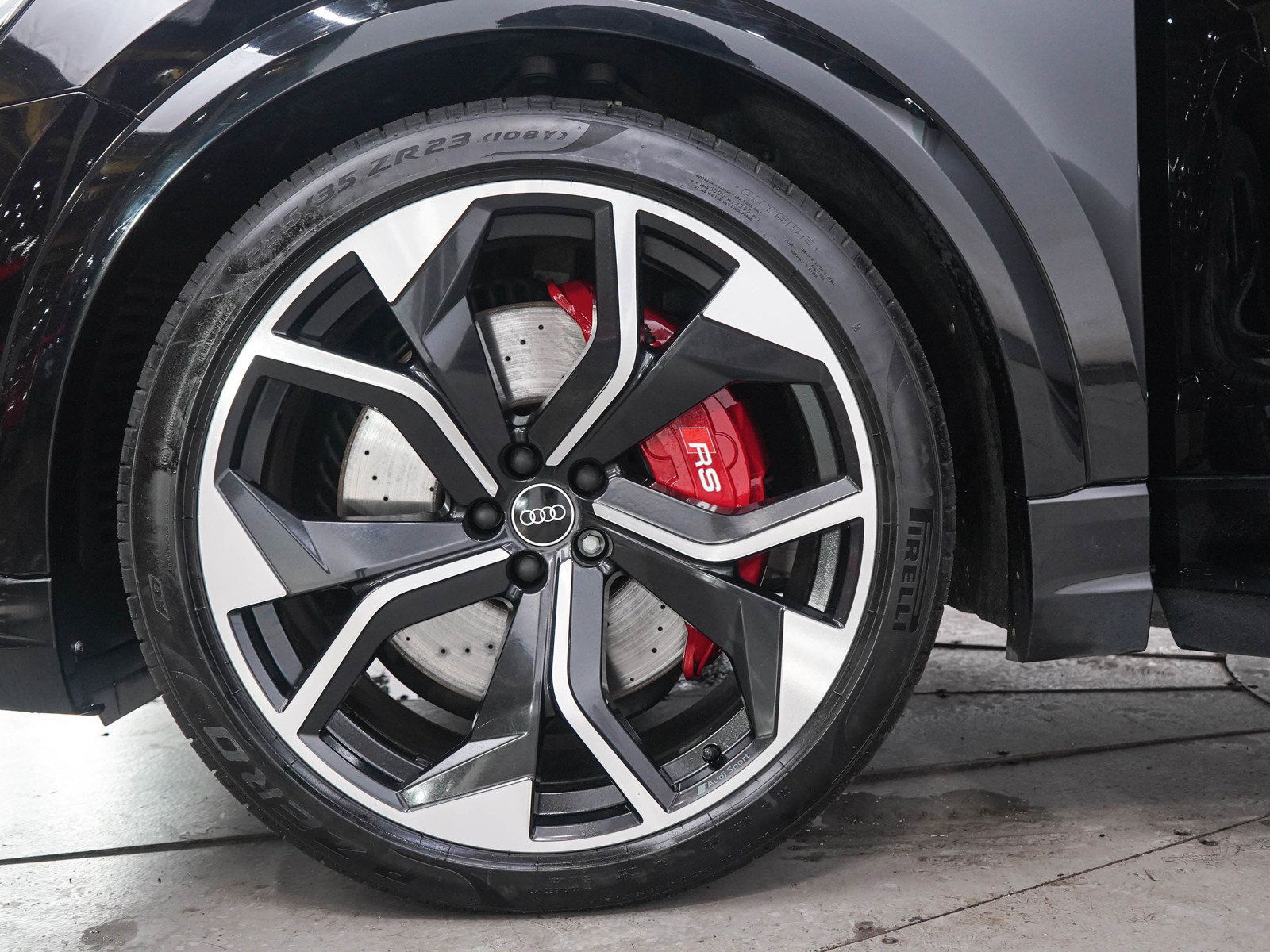 Used 2021 Audi RS Q8 AWD/4WD image 31