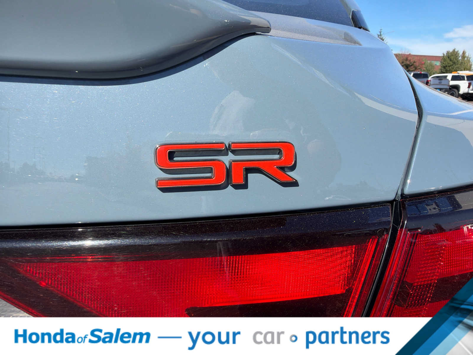 Used 2025 Nissan Sentra SR FWD image 7