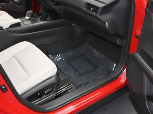 New 2025 Lexus UX 300h FWD image 15