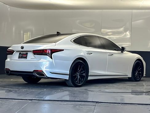 Used 2021 Lexus LS 500 w/ Accessory Package (Z1) RWD image 3