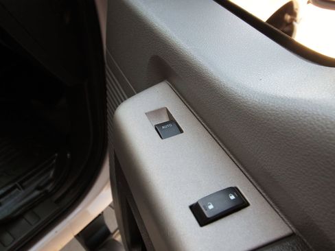 Used 2014 Ford F250 XLT w/ XLT Value Package image 33