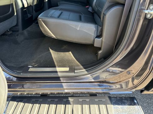 Used 2015 GMC Sierra 2500 Denali w/ Duramax Plus Package image 31