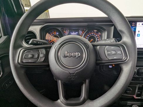 New 2026 Jeep Gladiator Sport image 19