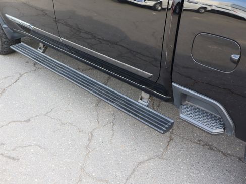 Used 2024 Chevrolet Silverado 2500 High Country w/ Midnight Edition image 15