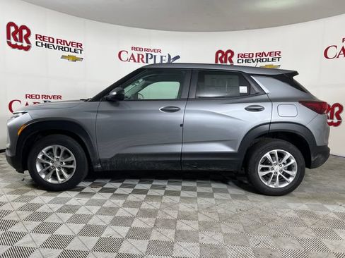 New 2026 Chevrolet TrailBlazer LS w/ LS Convenience Package FWD image 4