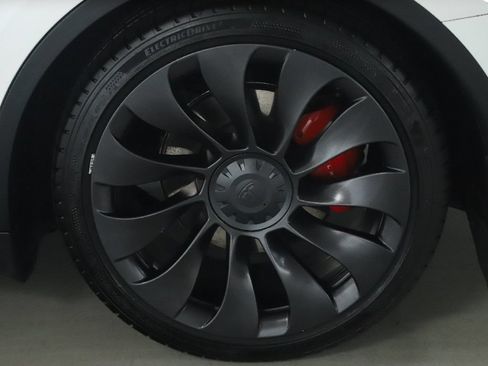 Used 2022 Tesla Model Y Performance AWD/4WD image 36