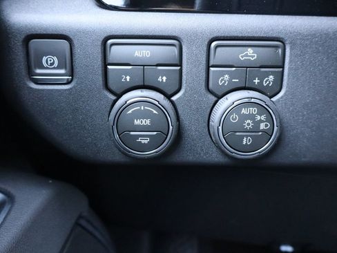 New 2026 Chevrolet Silverado 1500 RST w/ RST Select Package AWD/4WD image 13
