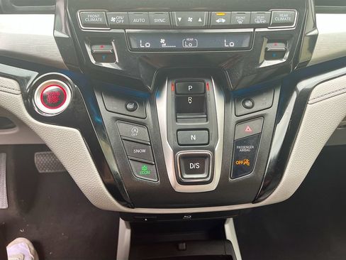 Used 2022 Honda Odyssey Touring image 17