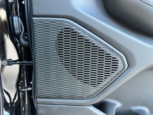 New 2025 Jeep Grand Cherokee Laredo X w/ Luxury Tech Group I image 24