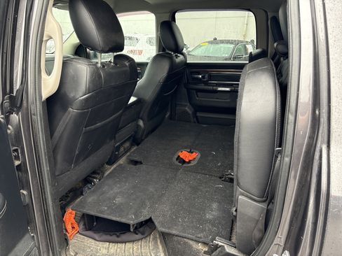 Used 2017 RAM 1500 Laramie w/ Convenience Group image 12