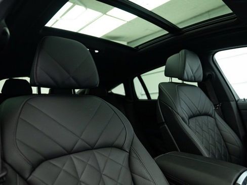 Used 2025 BMW X6 xDrive40i image 14