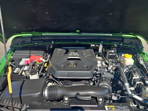 Used 2020 Jeep Wrangler Sport image 17