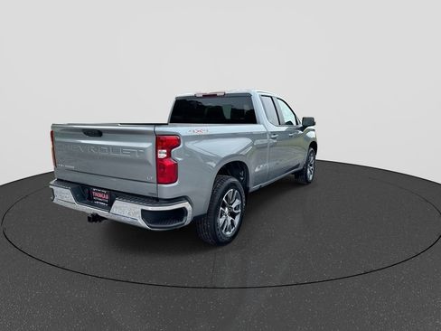 Used 2024 Chevrolet Silverado 1500 LT AWD/4WD image 8