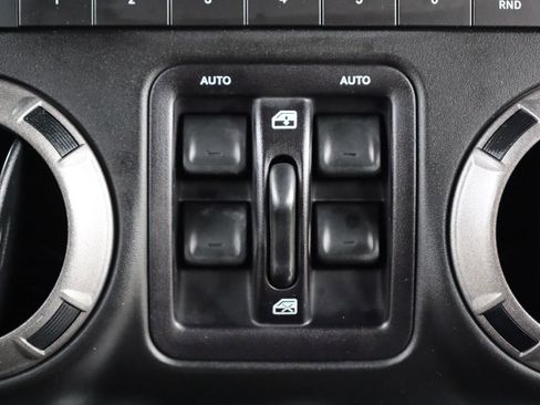 Used 2017 Jeep Wrangler Unlimited Sport w/ Quick Order Package 23S AWD/4WD image 31