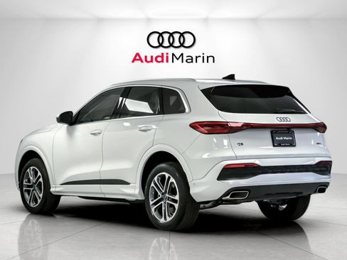 New 2025 Audi Q5 Premium image 3
